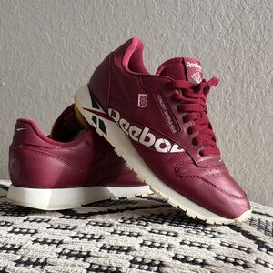 Reebok Classic “Alter the Icons” Men's Maroon Sneakers